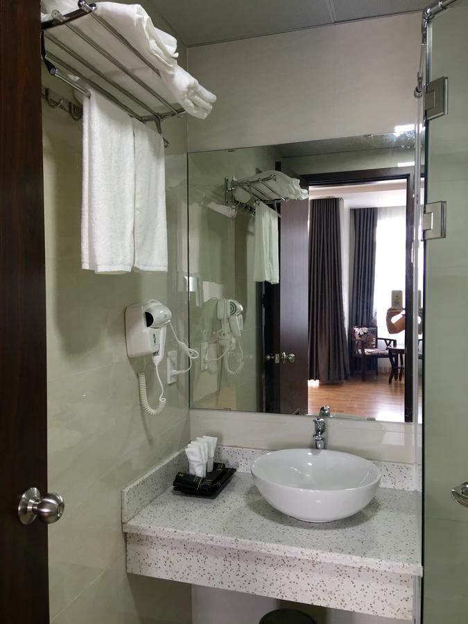Queen Motel Ha Long Exterior foto